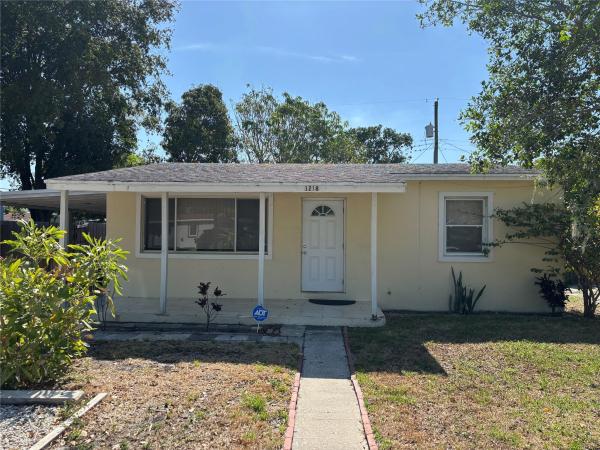 Whispering Palms, 1218 S D St, Lake Worth Beach, Florida 33460, image 1