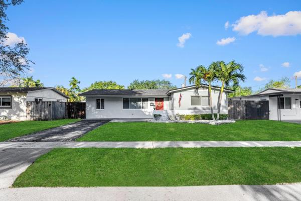 Summertime Isles, 5060 SW 94th Ter, Cooper City, Florida 33328, image 1