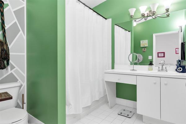 Weitzer Serena Lakes Townhomes, 17840 SW 141st Ct, Richmond West, Florida 33177, image 3