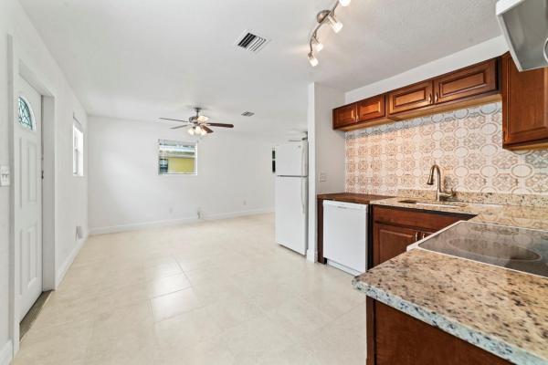 818 NE 14th Pl #3, Fort Lauderdale, Florida 33304, image 1