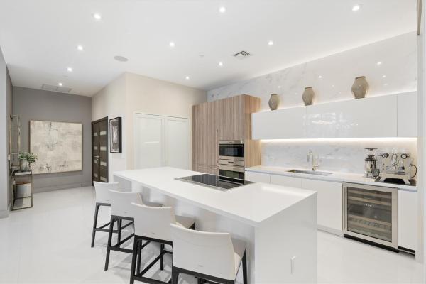 Paramount, 701 N Fort Lauderdale Beach Blvd #212, Fort Lauderdale, Florida 33304, image 1
