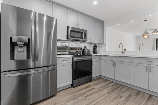 The Provinces Of Pierpointe At Pembroke Lakes, 11637 NW 11th St #11637, Pembroke Pines, Florida 33026, image 1