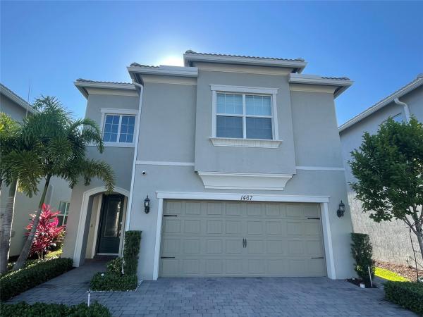 Parkview At Hillcrest, 1467 Pongam Ter, Hollywood, Florida 33021, image 1