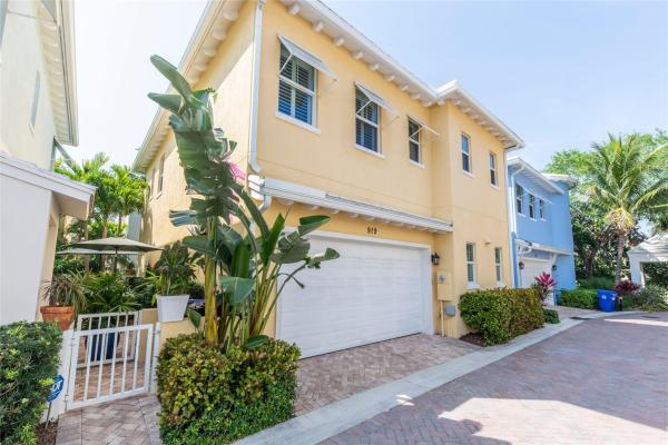 Village At Victoria Park, 919 N Victoria Park Rd, Fort Lauderdale, Florida 33304, image 1