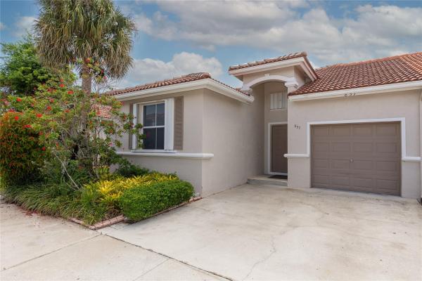 Lowells Landing, 857 NW 133rd Ave, Pembroke Pines, Florida 33028, image 1