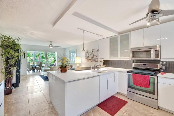 Melaleuca Gardens, 5141 W Oakland Park Blvd #209, Lauderdale Lakes, Florida 33313, image 1