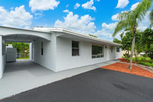 Bonnie Loch, 631 NW 38th Pl, Deerfield Beach, Florida 33064, image 1