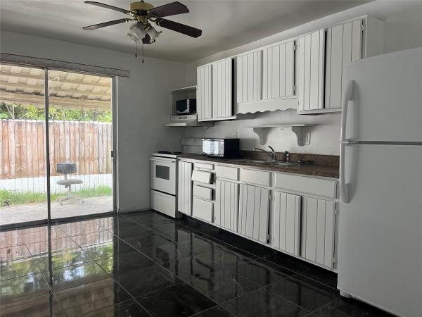 Playland Estates, 5627 Sheridan St, Hollywood, Florida 33021, image 1