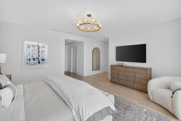 Four Seasons Hotel & Residences, 525 Fort Lauderdale Beach Blvd #1902, Fort Lauderdale, Florida 33304, image 1