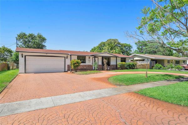 East Plantation Estates, 4421 NW 3rd Pl, Plantation, Florida 33317, image 1