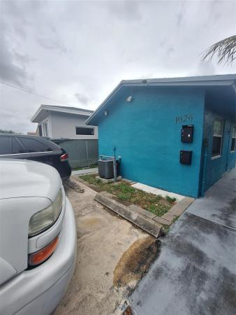 South Middle River, 1026 NW 8th Ave, Fort Lauderdale, Florida 33311, image 1