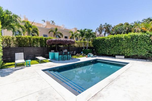 Victoria Park, 912 NE 17th Ter, Fort Lauderdale, Florida 33304, image 1