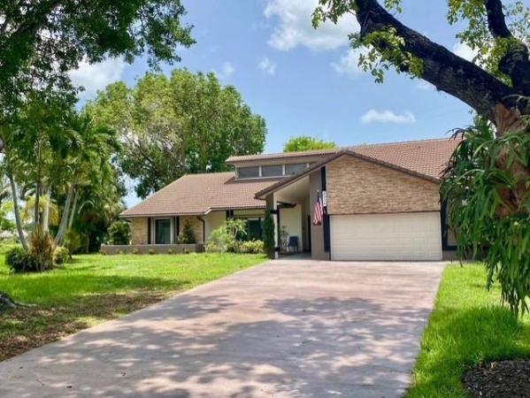 Pine Ridge, 8924 NW 47th Ct, Coral Springs, Florida 33067, image 1