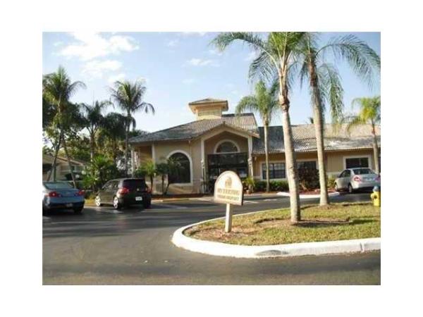 9457 Palm Cir, Hollywood, Florida 33025, image 1