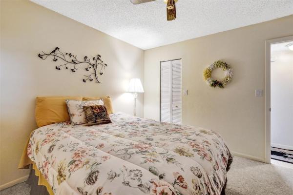 Lago West, 400 Commodore Dr #210, Plantation, Florida 33325, image 2