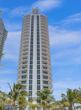 18683 Collins Ave #1404, North Miami Beach, Florida 33160, image 1