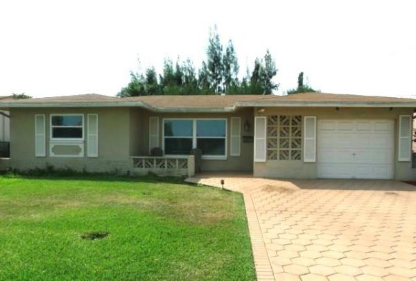 Mainlands Of Tamarac Lakes, 6600 NW 57th Ct, Tamarac, Florida 33321, image 1