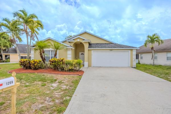 Normandy Isles, 1209 Hatteras Cir, Greenacres, Florida 33413, image 1