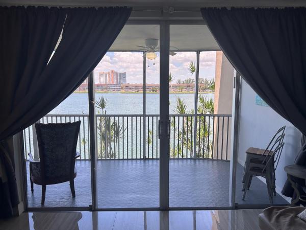 1660 NE 191st St #209-1, Unincorporated Dade County, Florida 33179, image 1