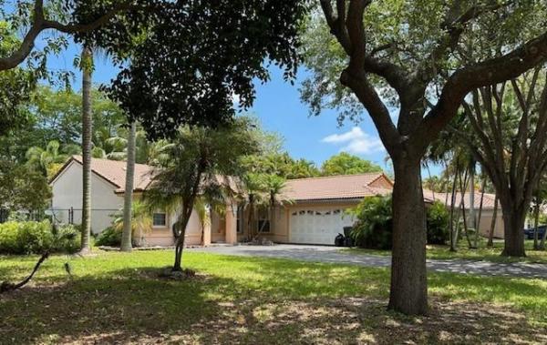 Sunrise Estates, 4477 NW 65th St, Coconut Creek, Florida 33073, image 1