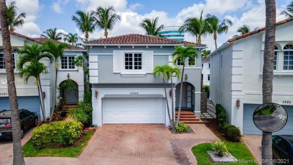 20824 NE 30th Pl, Miami, Florida 33180, image 1
