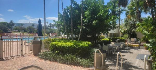 East Point Towers, 1170 N Federal Hwy #610, Fort Lauderdale, Florida 33304, image 1