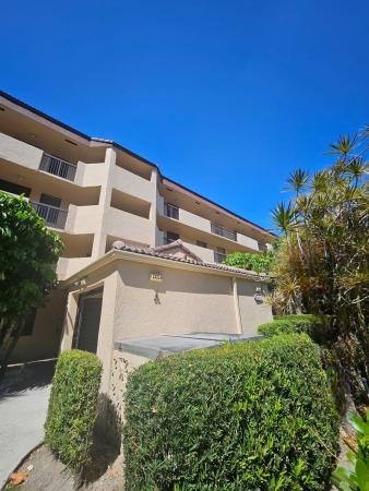 Applewood Village 1, 2659 N Carambola Cir #204, Coconut Creek, Florida 33066, image 1