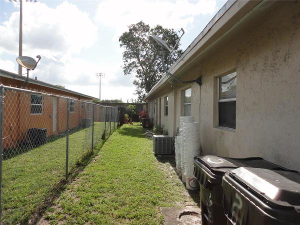 Oriole Estates, 3990 NW 30th Ter, Lauderdale Lakes, Florida 33309, image 2