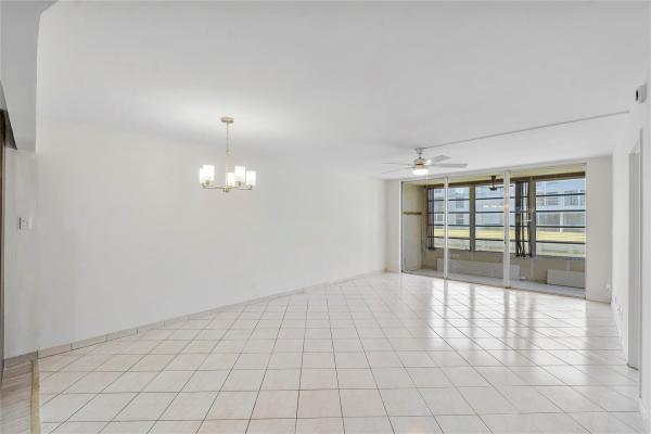 Sands Point, 8340 Sands Point Blvd #103P, Tamarac, Florida 33321, image 1