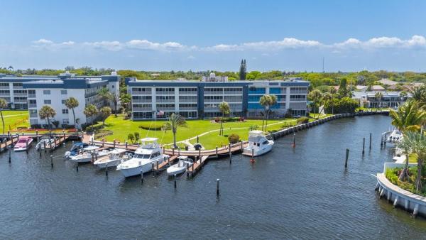 3301 Spanish Trl #302, Delray Beach, Florida 33483, image 1