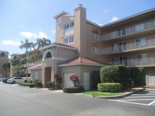 5810 Crystal Shores Dr #102, Boynton Beach, Florida 33437, image 1