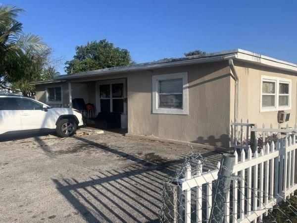 Faulkner Park, 300 NE 26th St, Pompano Beach, Florida 33064, image 1