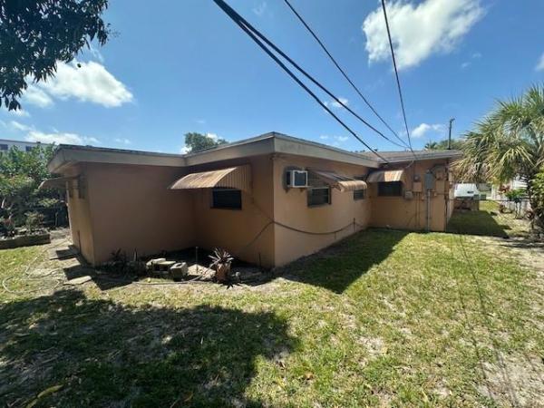 630 NE 143rd St, North Miami, Florida 33161, image 2