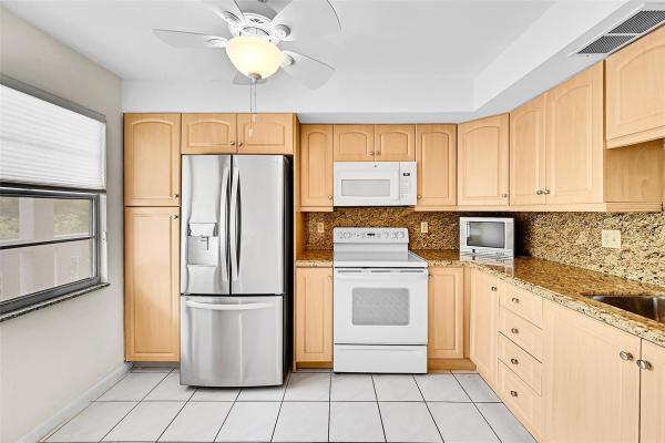 Granada Village, 2003 Granada #J3, Coconut Creek, Florida 33066, image 1