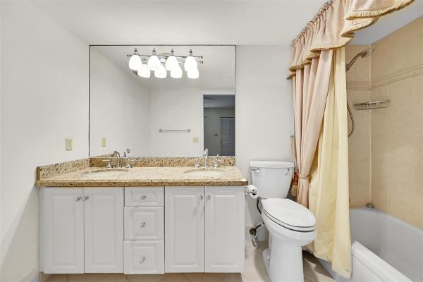 Granada Village, 2003 Granada Dr #J3, Coconut Creek, Florida 33066, image 1