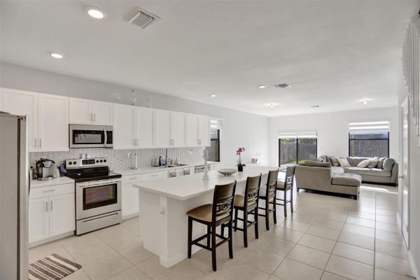 25169 SW 108th Ave, Unincorporated Dade County, Florida 33032, image 1