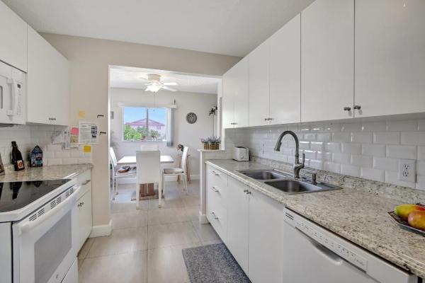 Garfield At Century Village, 12750 SW 15th St #312D, Pembroke Pines, Florida 33027, image 1