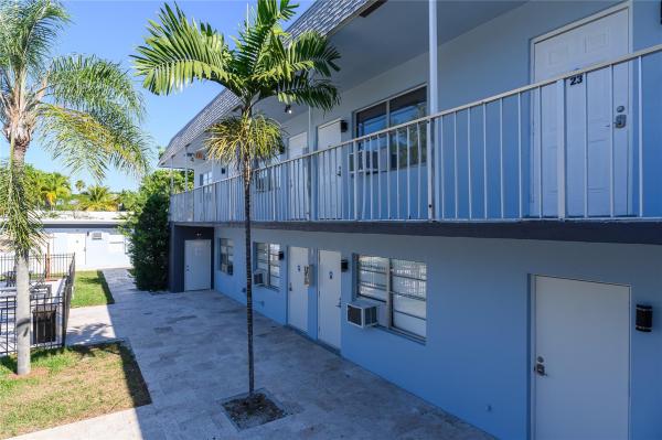 Lake Ridge, 1020 N Victoria Park Rd #25, Fort Lauderdale, Florida 33304, image 1