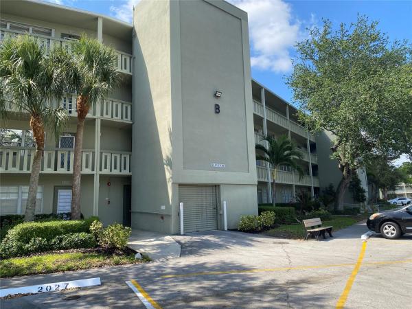 Berkshire, 2025 Berkshire B, Deerfield Beach, Florida 33442, image 2