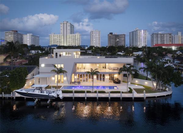 Bermuda Riviera, 3300 NE 39th St, Fort Lauderdale, Florida 33308, image 1