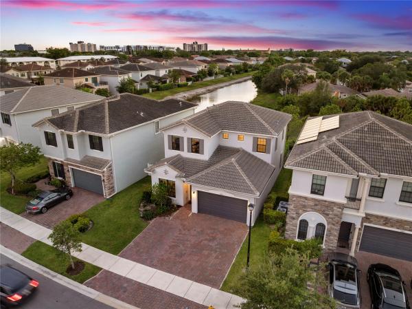 Coral Lago, 3792 W 87th Way, Coral Springs, Florida 33065, image 1