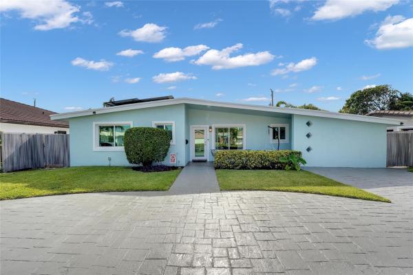Deerfield Beach Estates, 17 SE 9th Ave, Deerfield Beach, Florida 33441, image 1