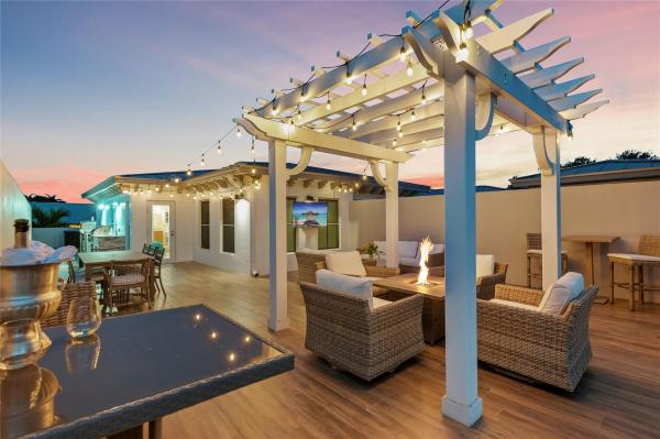 The Island Enclave, 220 NE 15th Ave #220, Fort Lauderdale, Florida 33301, image 1