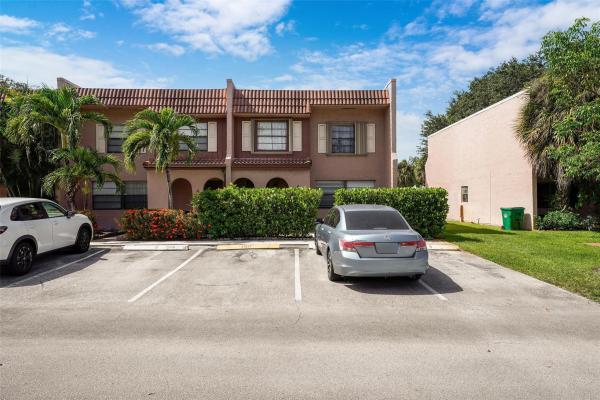 Valencia Village, 5 Matador Ln #4-28, Davie, Florida 33324, image 1