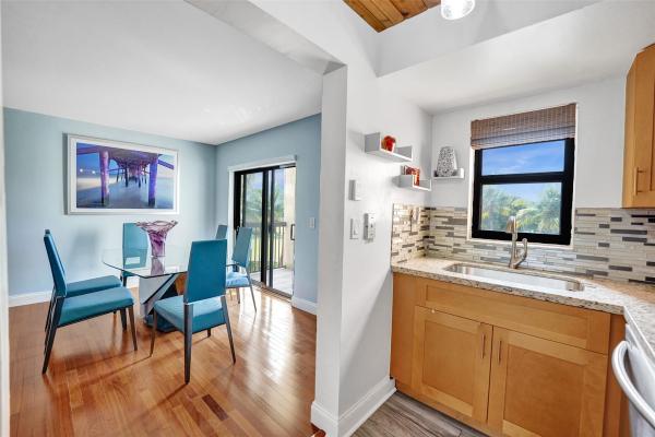 Tennis Club 2 Courts, 701 NW 19th St #300, Fort Lauderdale, Florida 33311, image 1