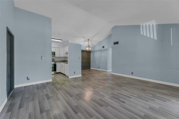 Oakland Forest Club, 3083 N Oakland Forest Dr #302, Oakland Park, Florida 33309, image 1