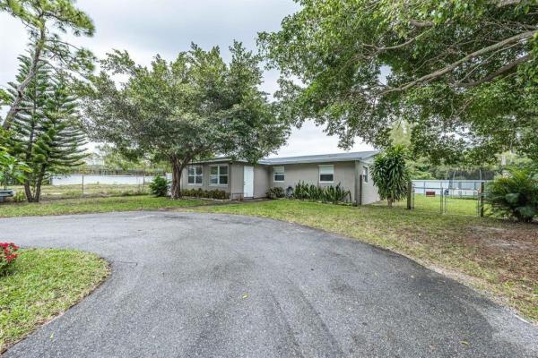 Royal Palm Estates, 480 Caroline Ave, West Palm Beach, Florida 33413, image 1