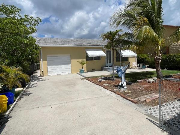 Mantyharju Lantana, 723 N 4th St, Lantana, Florida 33462, image 1