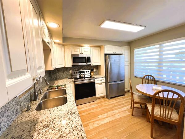 Lucaya Village, 2202 Lucaya Bnd #N-4, Coconut Creek, Florida 33066, image 1