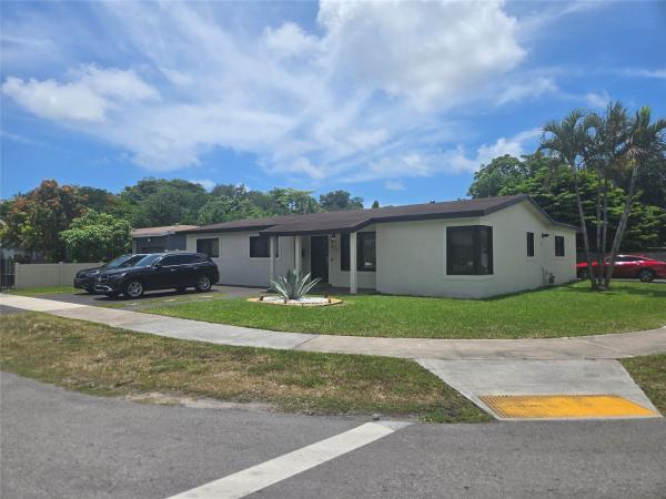 800 NE 155th Ter, Miami, Florida 33162, image 1